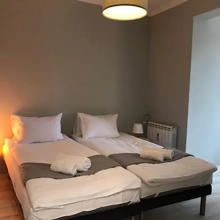 شقة Eu Metro Station, Center, Lovely 3-bedroom Apartment, Free Parking *